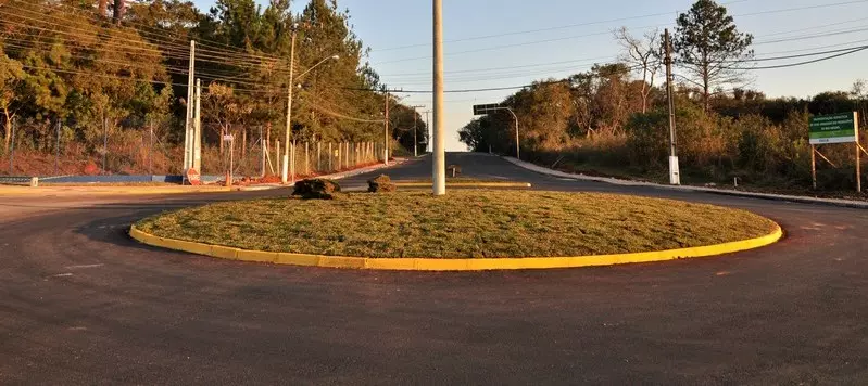 Obras na rotatória do bairro Estação Nova estão na fase final